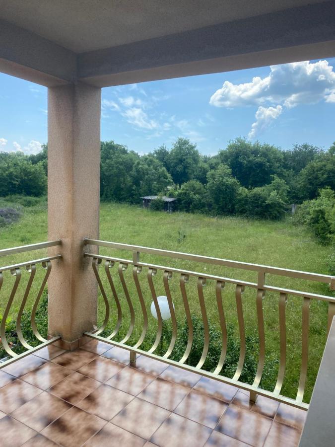 Apartment Ivan Вантачичи Екстериор снимка