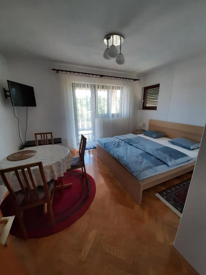 Apartment Ivan Вантачичи Екстериор снимка